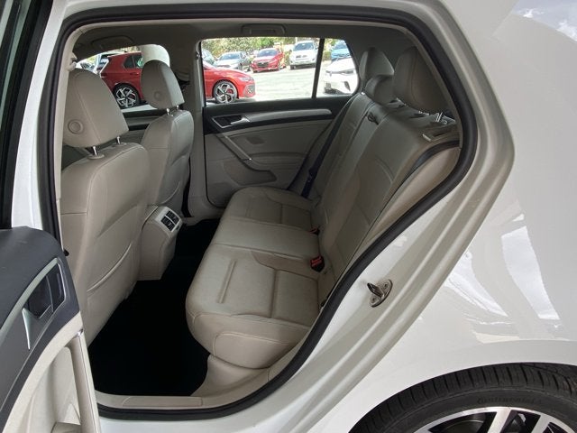 2016 Volkswagen Golf TSI SE 4-Door