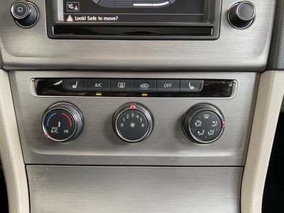 2016 Volkswagen Golf TSI SE 4-Door