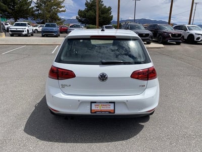 2016 Volkswagen Golf TSI SE 4-Door
