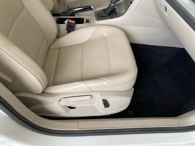 2016 Volkswagen Golf TSI SE 4-Door