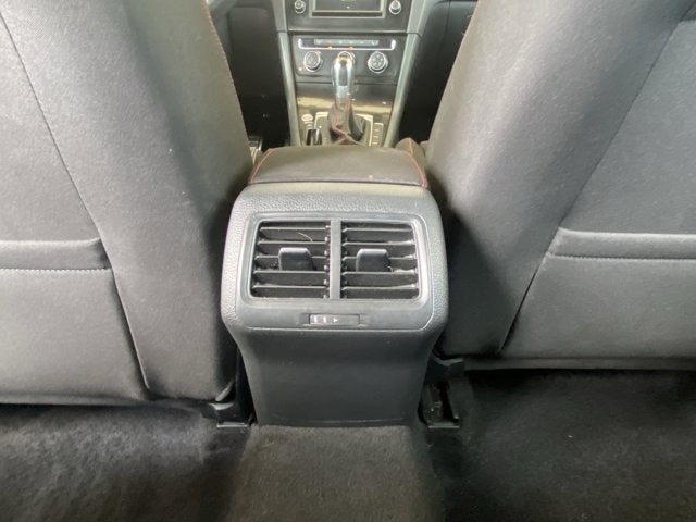 2017 Volkswagen GOLF GTI Base