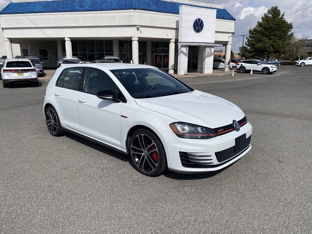 2017 Volkswagen GOLF GTI Base