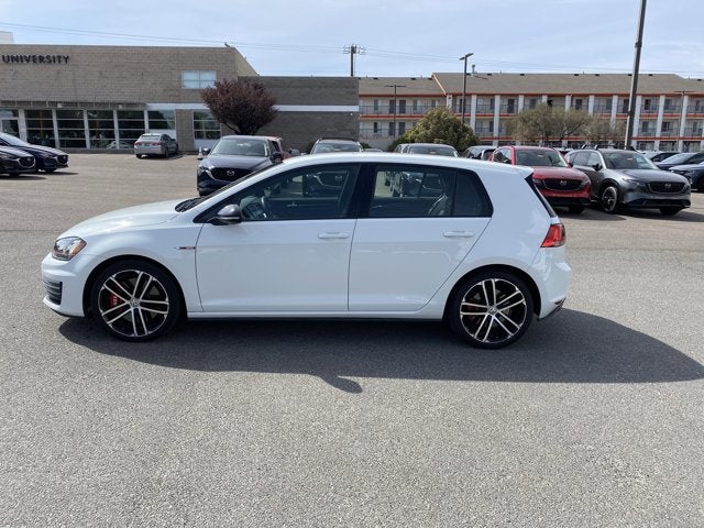 2017 Volkswagen GOLF GTI Base