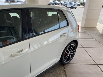 2017 Volkswagen GOLF GTI Base