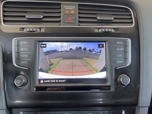 2017 Volkswagen GOLF GTI Base