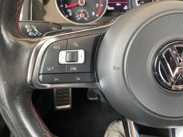 2017 Volkswagen GOLF GTI Base