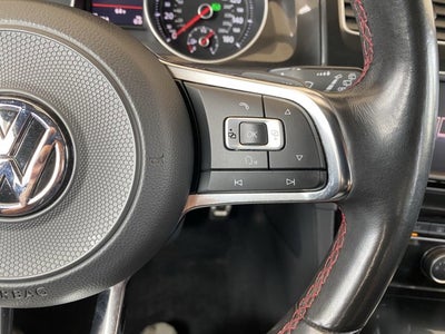 2017 Volkswagen GOLF GTI Base