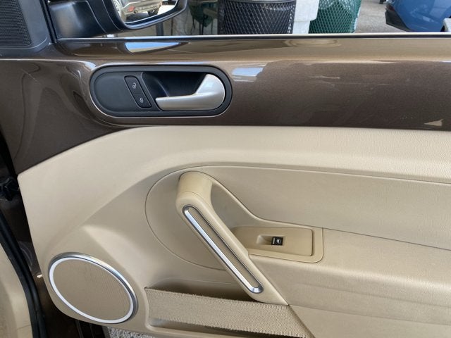 2016 Volkswagen Beetle Convertible 1.8T SE