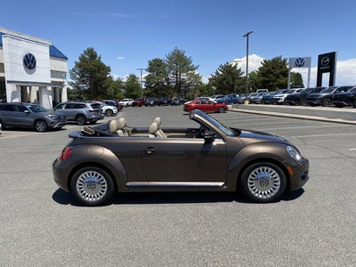 2016 Volkswagen Beetle Convertible 1.8T SE