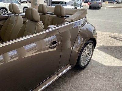 2016 Volkswagen Beetle Convertible 1.8T SE