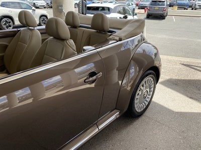 2016 Volkswagen Beetle Convertible 1.8T SE