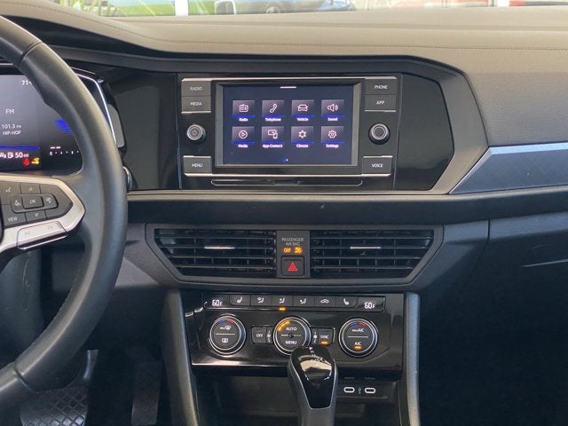 2024 Volkswagen Jetta 1.5T SE