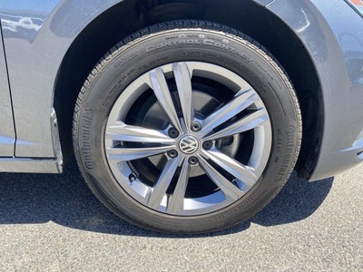 2019 Volkswagen Jetta R-Line