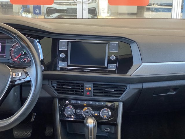 2019 Volkswagen Jetta R-Line