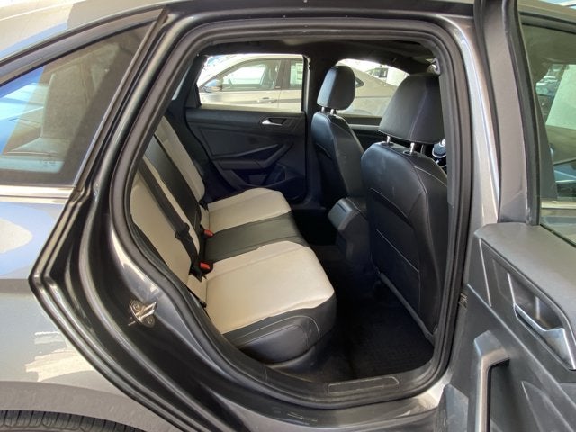 2019 Volkswagen Jetta R-Line