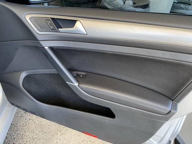 2015 Volkswagen Golf SportWagen S