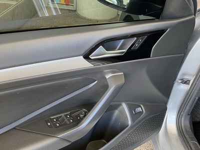 2020 Volkswagen Jetta R-Line