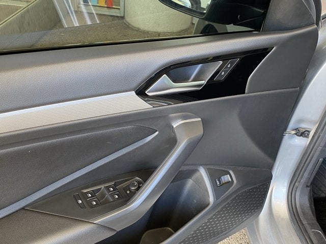 2020 Volkswagen Jetta R-Line