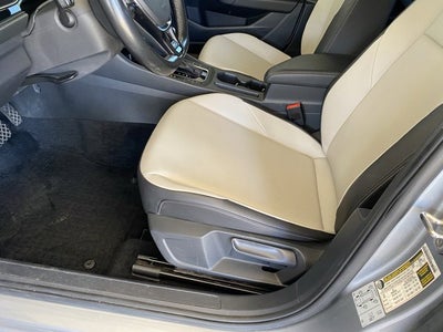 2020 Volkswagen Jetta R-Line