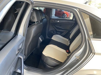 2020 Volkswagen Jetta R-Line