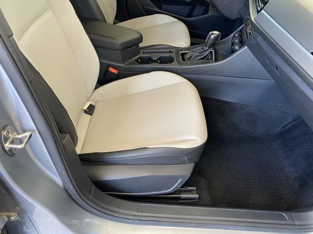 2020 Volkswagen Jetta R-Line