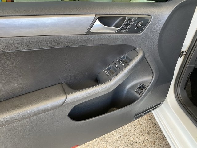 2016 Volkswagen Jetta 1.8T Sport