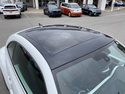 2019 Volkswagen Beetle 2.0T SE