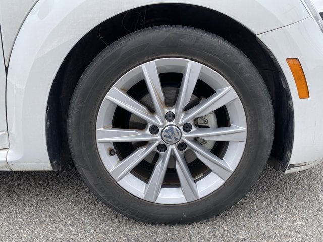 2019 Volkswagen Beetle 2.0T SE