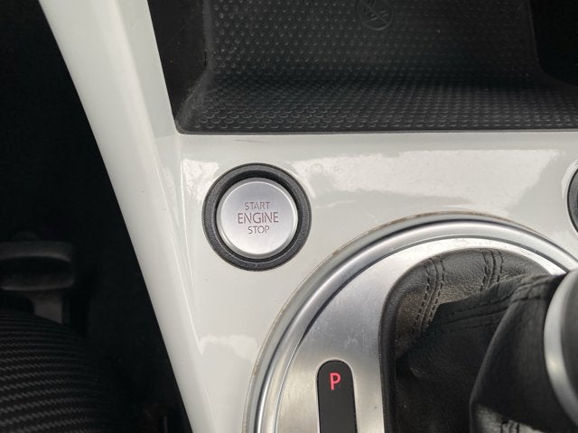 2019 Volkswagen Beetle 2.0T SE