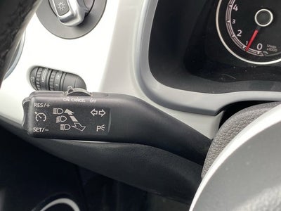 2019 Volkswagen Beetle 2.0T SE