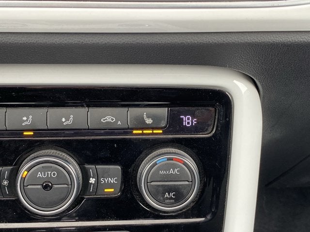 2019 Volkswagen Beetle 2.0T SE