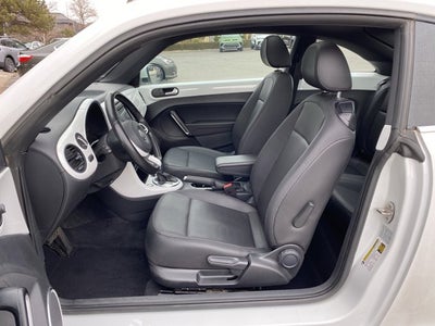 2019 Volkswagen Beetle 2.0T SE