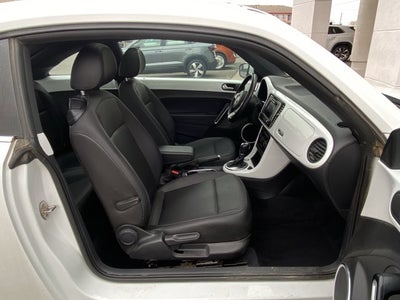 2019 Volkswagen Beetle 2.0T SE