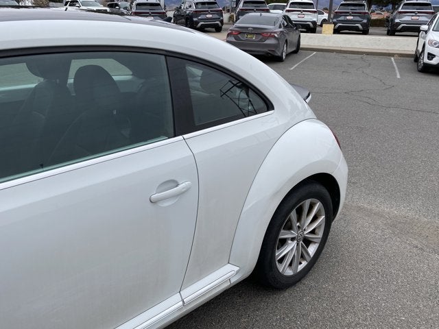 2019 Volkswagen Beetle 2.0T SE
