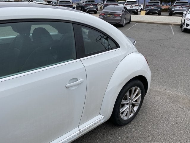 2019 Volkswagen Beetle 2.0T SE