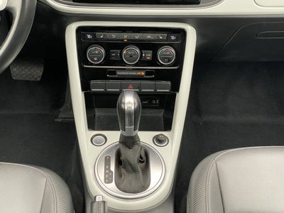 2019 Volkswagen Beetle 2.0T SE