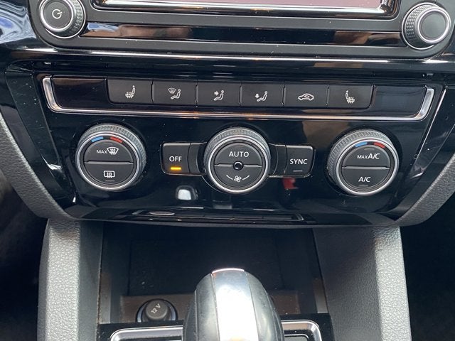 2017 Volkswagen Jetta 1.8T SEL