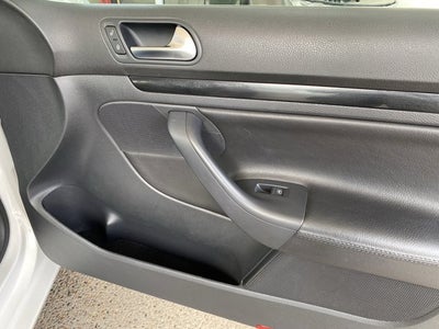 2013 Volkswagen JETTA SPORTWAGEN 2.0L TDI