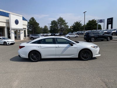 2019 Toyota Avalon XSE
