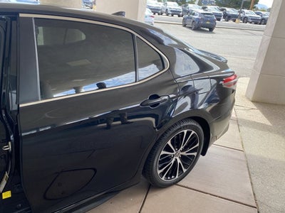 2019 Toyota Camry SE