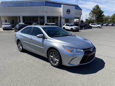 2017 Toyota Camry SE