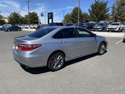 2017 Toyota Camry SE