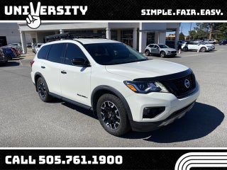 2020 Nissan Pathfinder SV