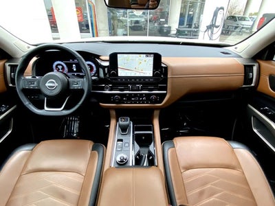 2024 Nissan Pathfinder Platinum