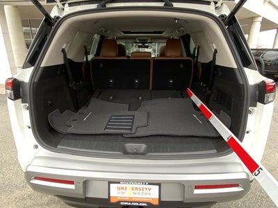 2024 Nissan Pathfinder Platinum