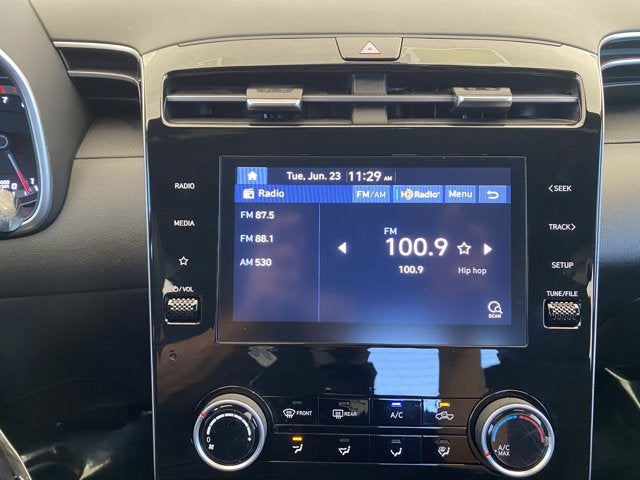 2024 Hyundai Santa Cruz SE