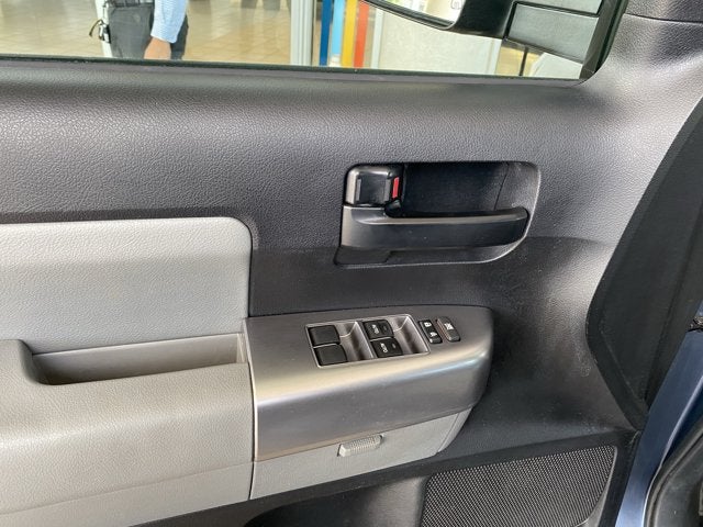 2018 Toyota Sequoia SR5