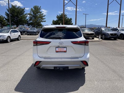 2021 Toyota Highlander Platinum