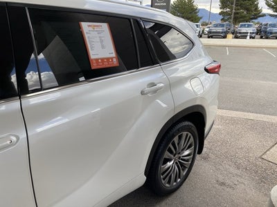2021 Toyota Highlander Platinum