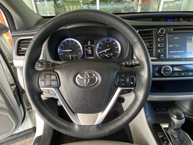 2016 Toyota Highlander Limited Platinum V6